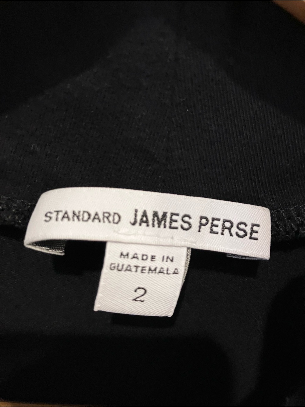 James Perse Black Top - STANDARD label Mockneck tank